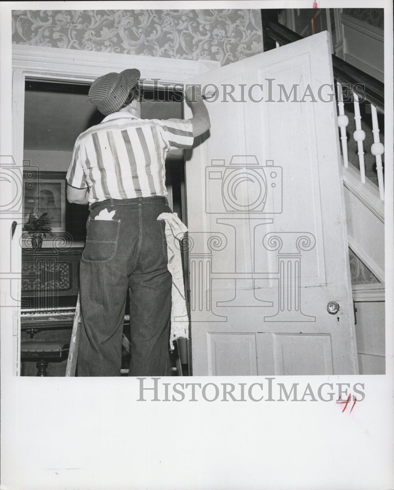 1957 Press Photo Womans Christian Stone - Historic Images