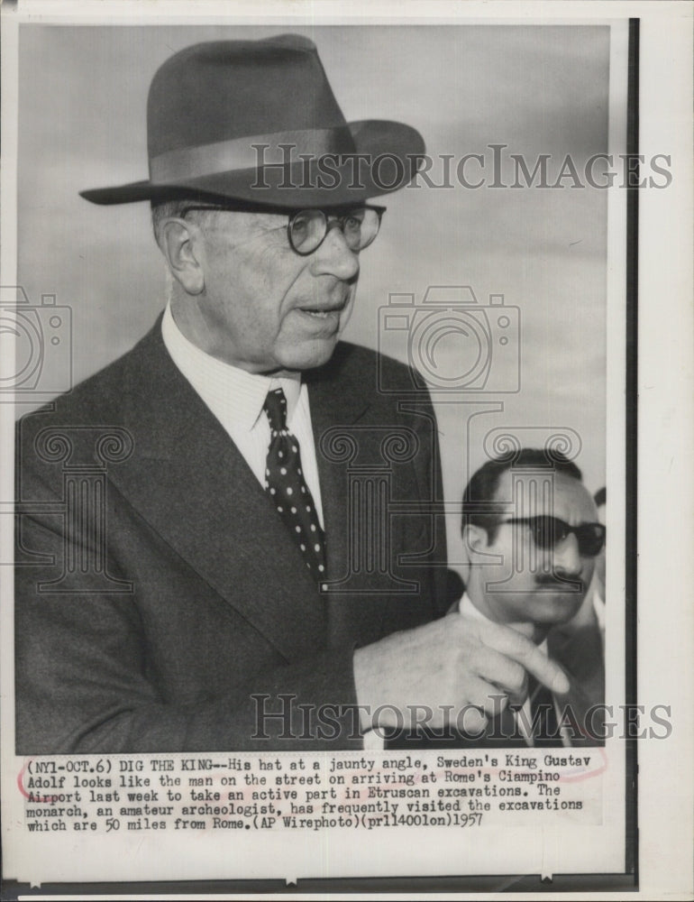 1957 Press Photo King Gustaf Adolf of Sweden - RSG77379 - Historic Images
