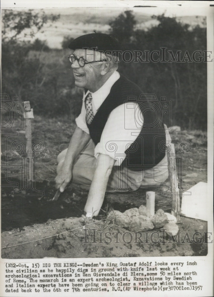 1957 Press Photo King Gustaf IV of Sweden - Historic Images