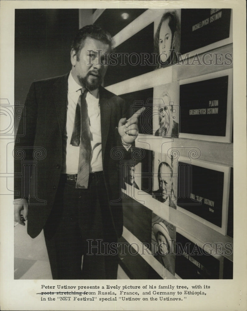 1968 Press Photo Actor Peter Ustinov with his family tree for a special - Historic Images
