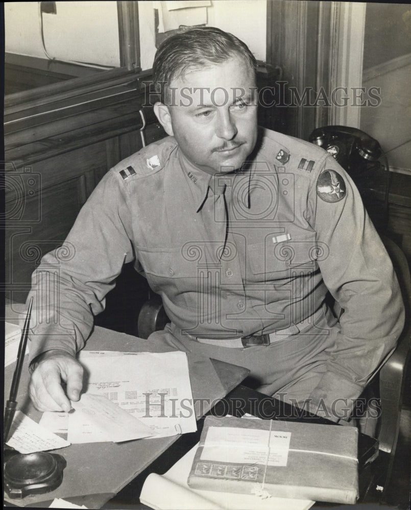 1942 Captain Ralph R. Swartz - Historic Images