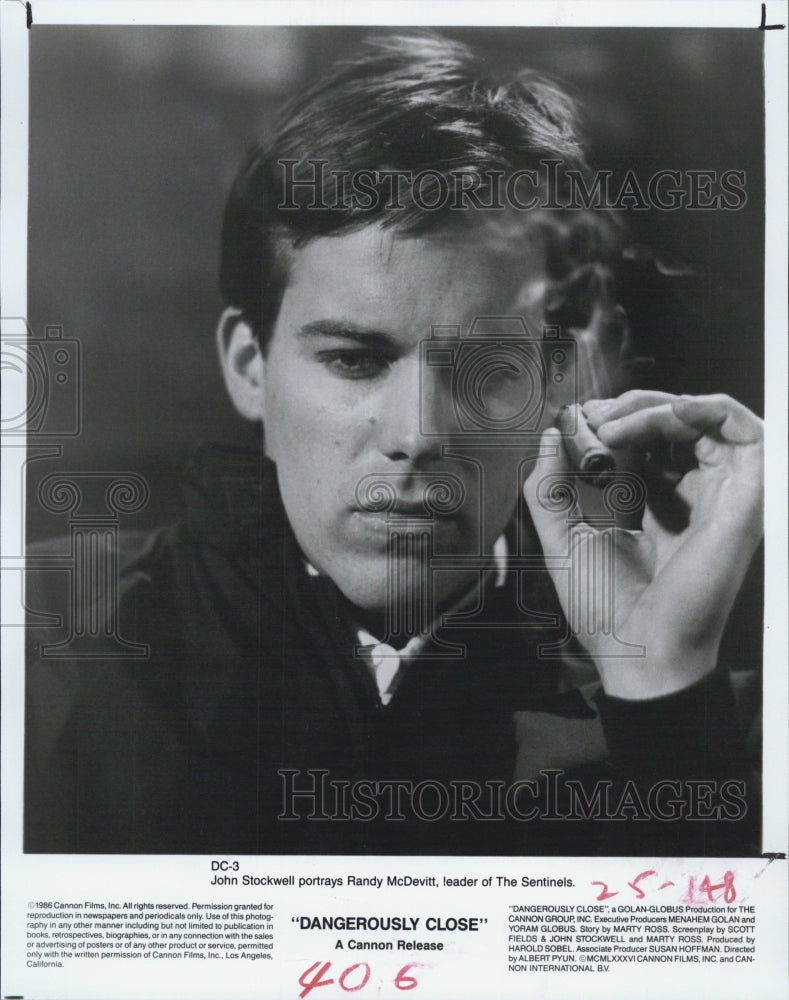 1986 Press Photo Actor John Stockwell in the TV Show Dangerously Close - Historic Images