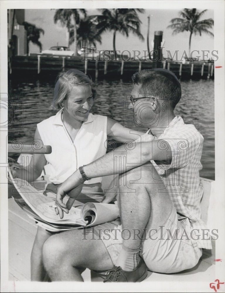 1956 Press Photo Bob and Ann Ray In Bradenton, Florida - Historic Images