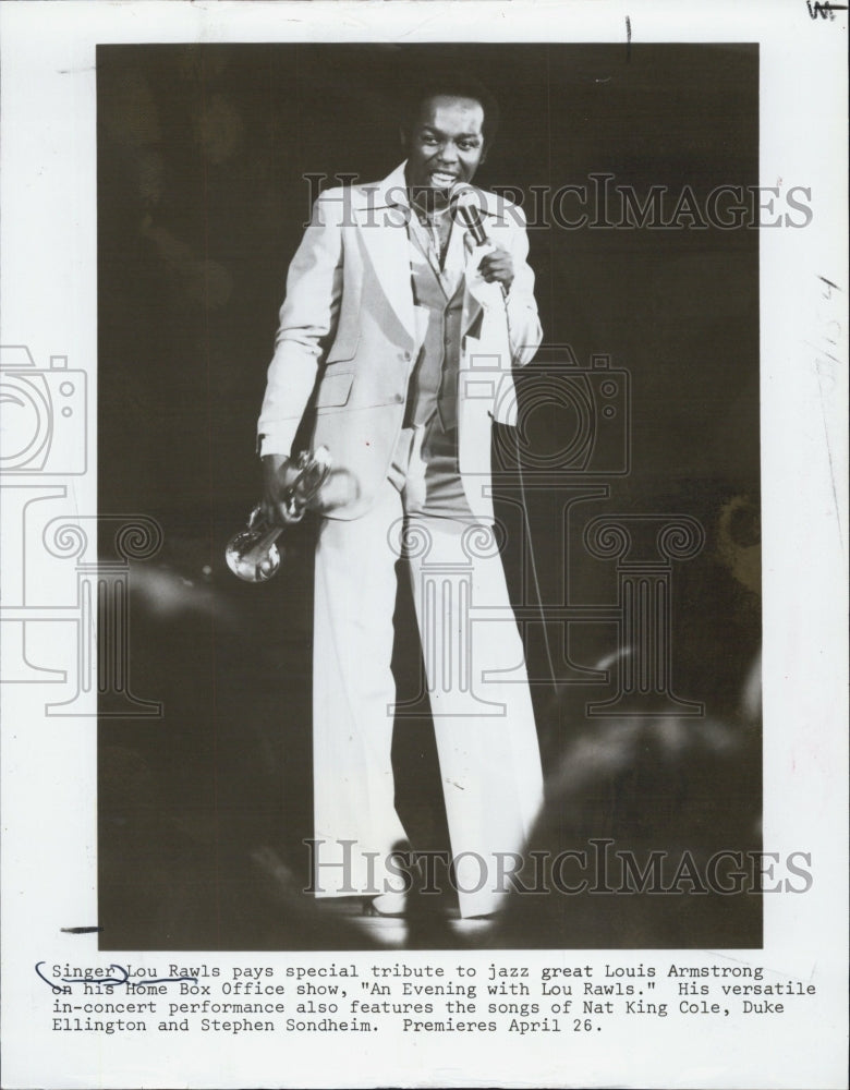 1980 Press Photo Singer Lou Rawls pays tribute to jazz great Louis Armstrong - Historic Images