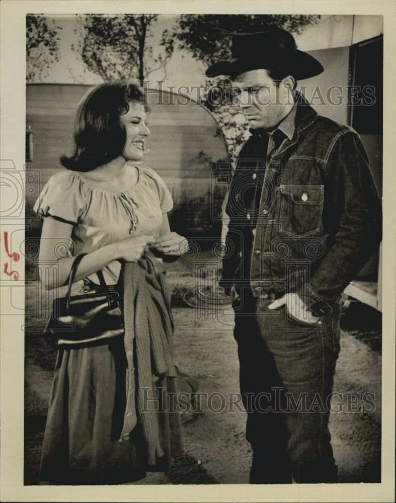 1962 Press Photo Cliff Robertson Jacqueline Scott in &quot;Second Chance&quot; - RSG78065 - Historic Images