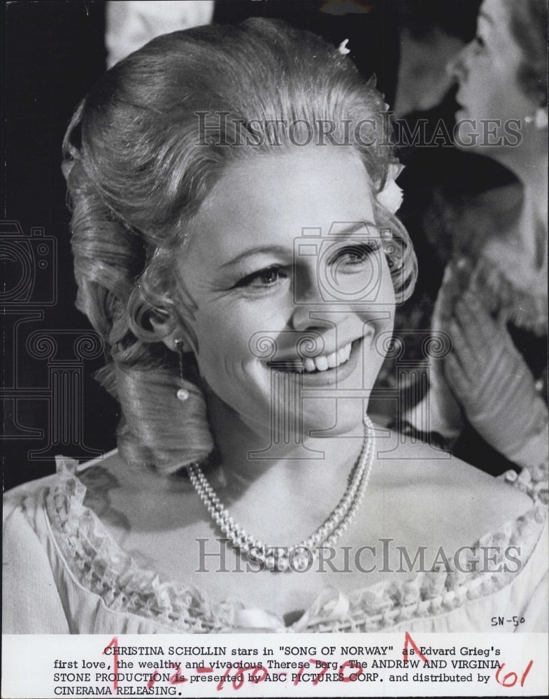 1972 Christina Schollin Swedish actress stars in "Song of Norway". - Historic Images