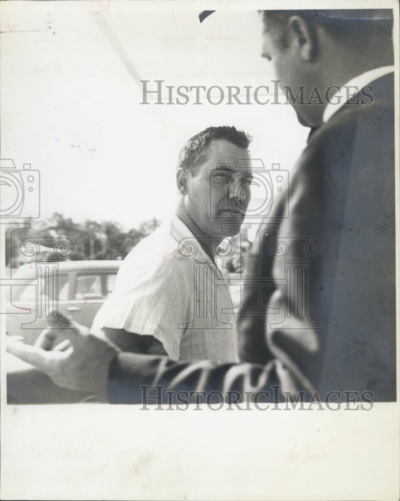 1961 Criminal Arthur Stout Constable George Massey - Historic Images