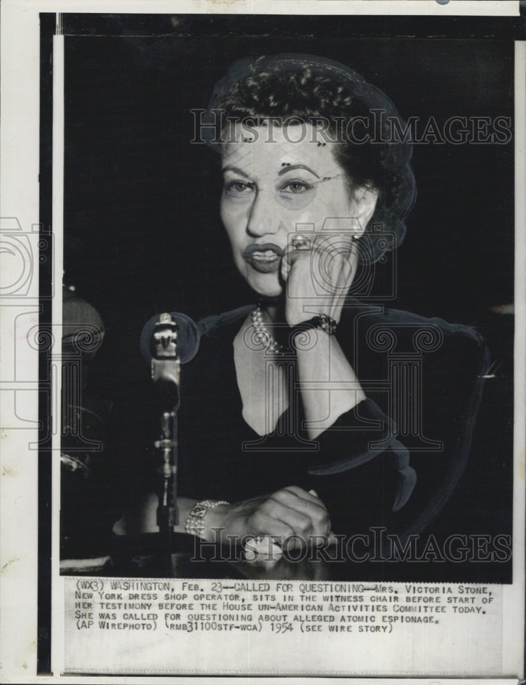 1954 Mrs.Victoria Stone in the witness chair. - Historic Images