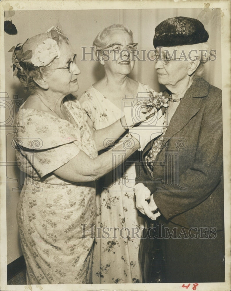 1959 Woman Dresses Flowers Hat Glasses - Historic Images