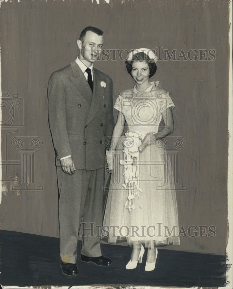 Press Photo Mr. and Mrs. Wunderlich Jr. - Historic Images