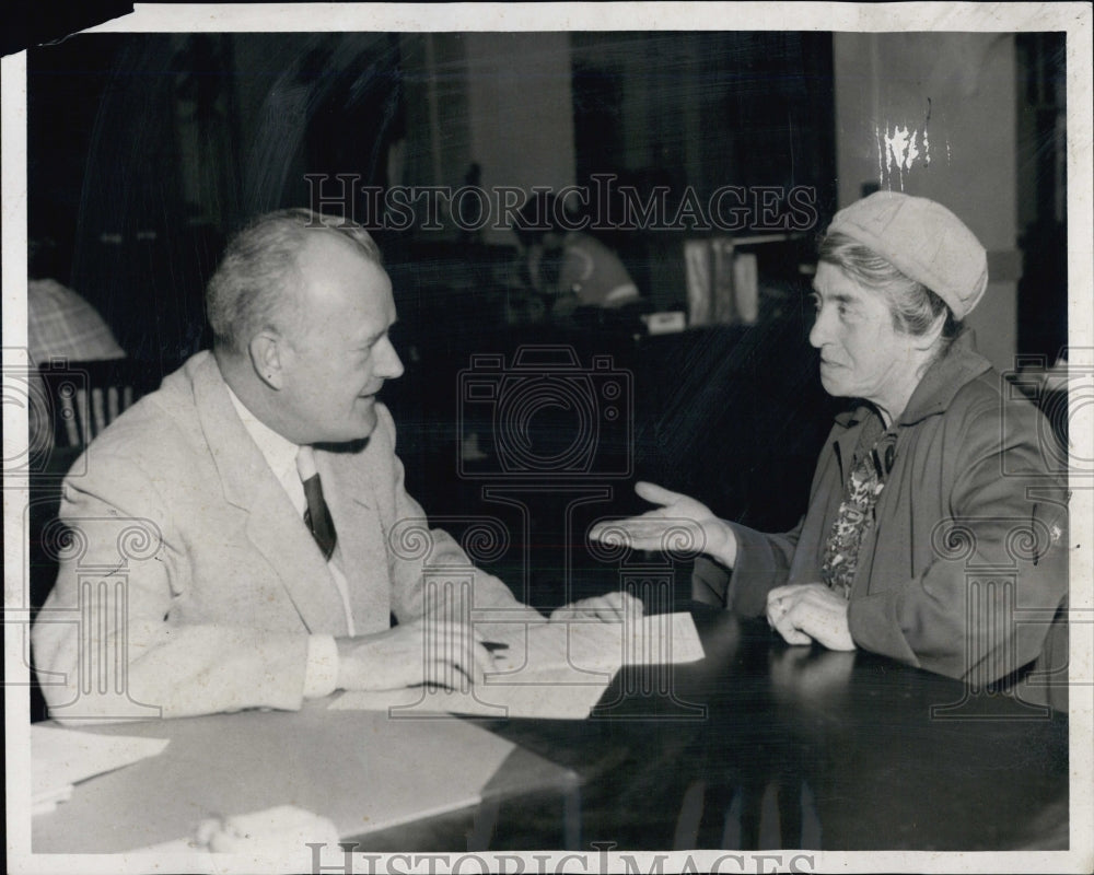 1956 Mrs. Jeannie Read First Woman to Apply for Social Security - Historic Images