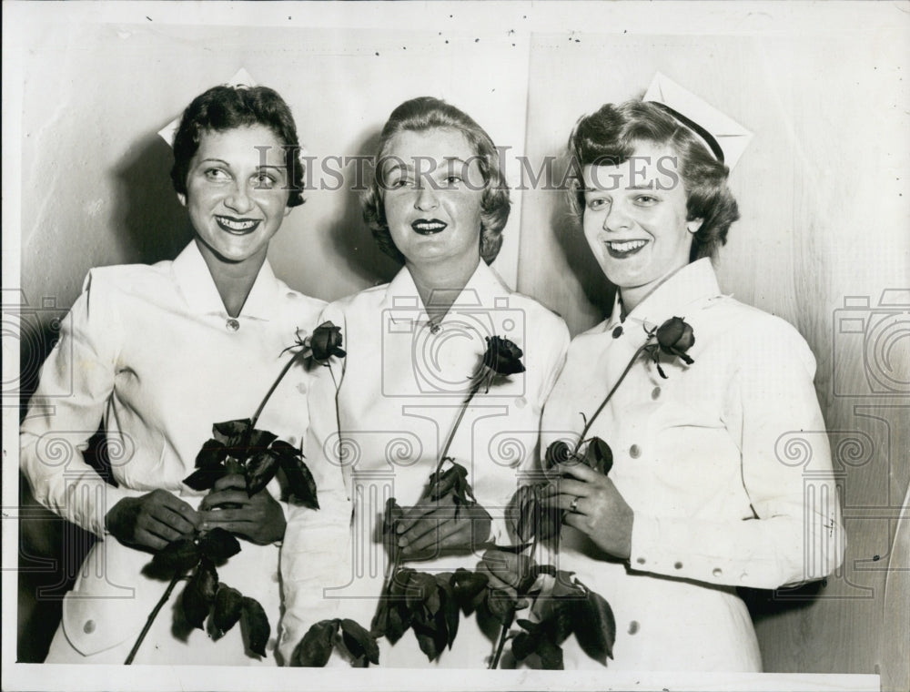 1955 Press Photo Class officers of Children&#39;s Hospital School of Nursing - Historic Images