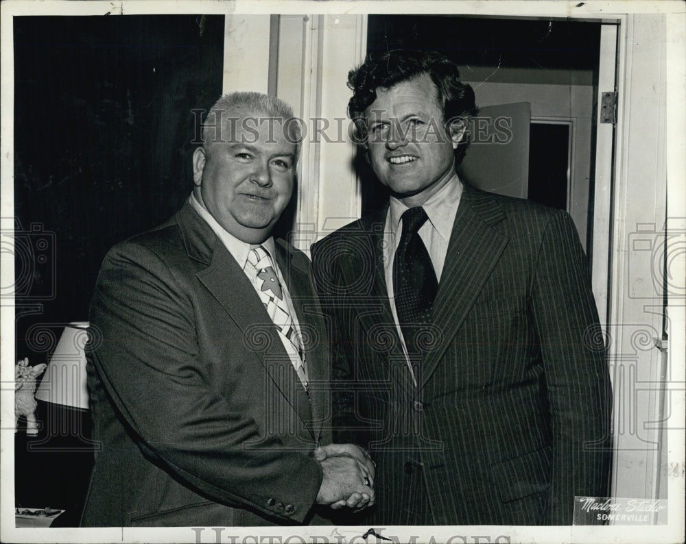 1976 Press Photo Senator Ted Kennedy Alderman William Joyce - Historic Images