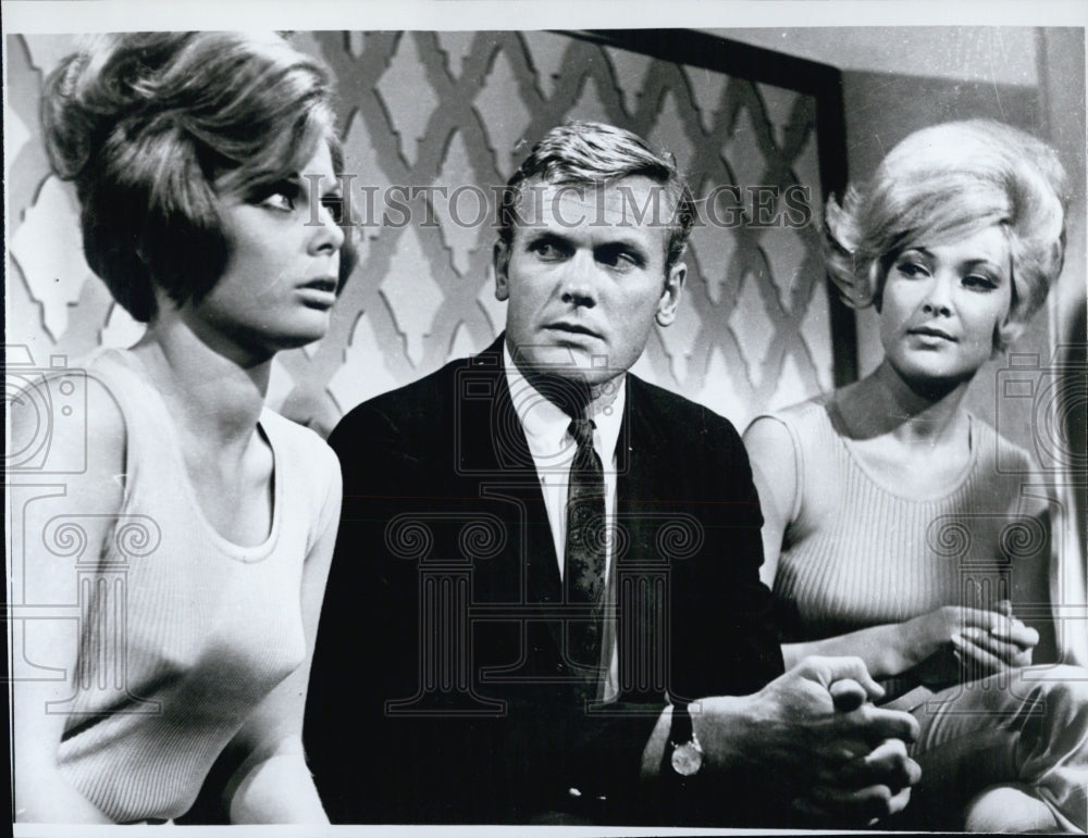 1968 May Heatherly And  Tab Hunter In Fickle Finger Of Fate - Historic Images