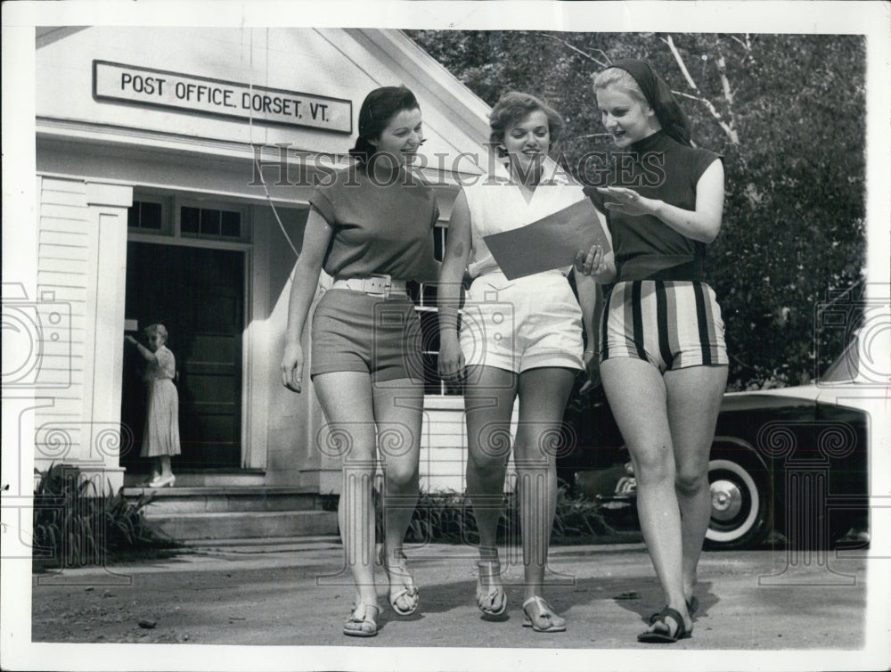 1956 Barbara Eldredge, Carol Arata, and Peggy Rose, young actresses - Historic Images