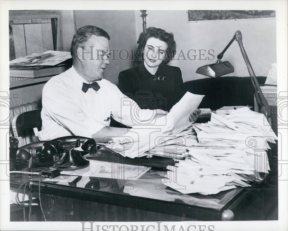 1948 Lt. Cmdr. Ty Krum, NBC veteran's advisor & Ellen Sullivan - Historic Images