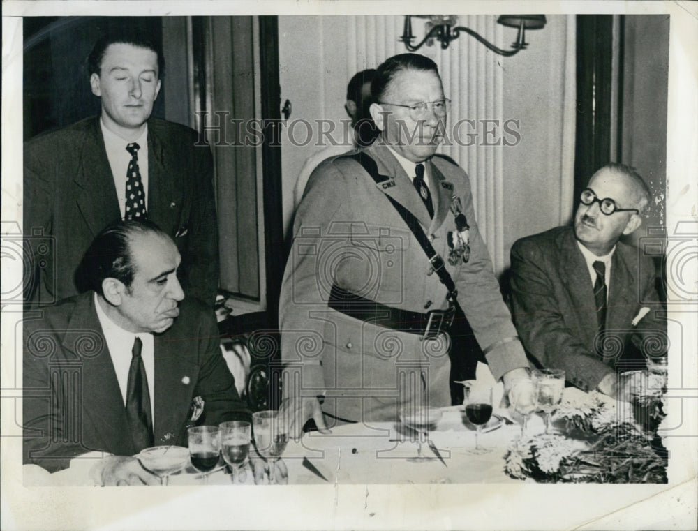 1947 Establishing Catholic Vet Postsin Italy. Max Sorensen, National - Historic Images