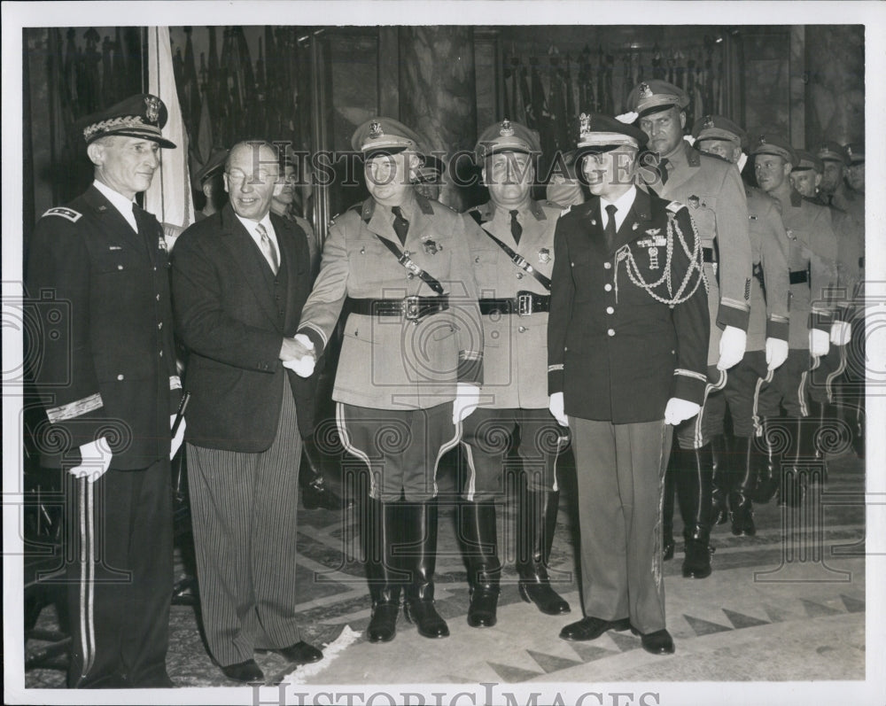 1958 Press Photo Police Head Gen. Otis Whitney Shakes Hand Lt. Gov Murphy - Historic Images