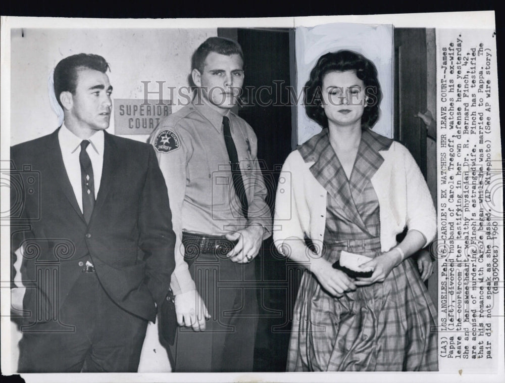 1950 Press Photo James Pappa Watches Ex-Wife at Courtroom Under Trial for Murder - Historic Images