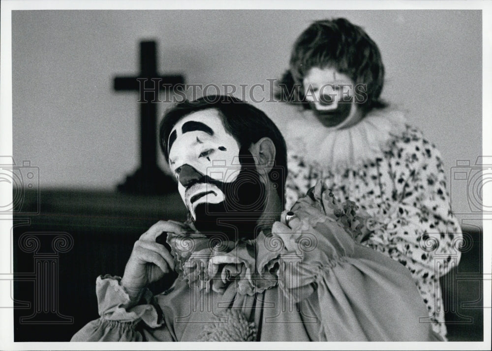 Press Photo Reverend William Peckham of the Holy Fools - Historic Images