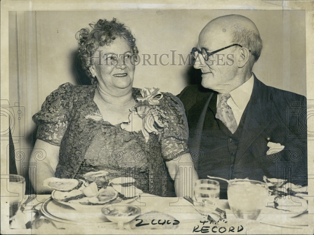 1940 Press Photo Mr and Mrs Goerge Heustis of Revere - RSG81531 - Historic Images