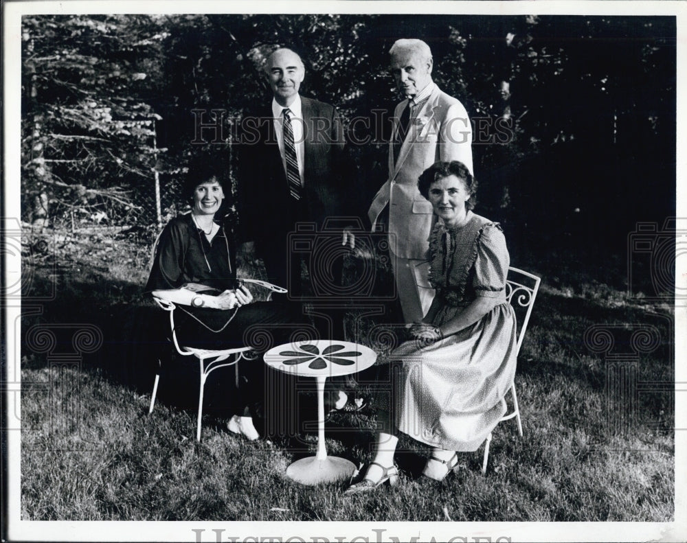 Press Photo Seated L-R, Mrs William V Shannon, and Consul General of Ireland - Historic Images