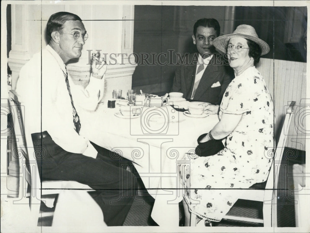 1938 Dining Hotel Bancroft F.P. Fenton Anthony DeAndrado Mary Murphy - Historic Images