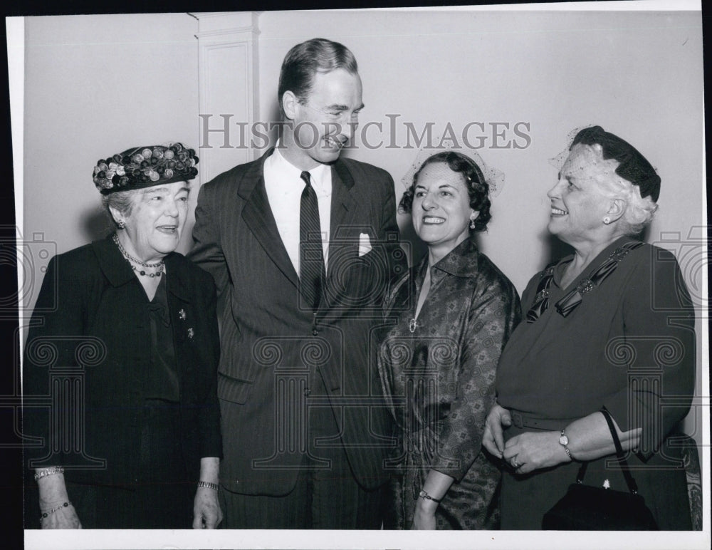 1958 Press Photo Christian Herter Jr., GOP candidate for Mass Governor - Historic Images