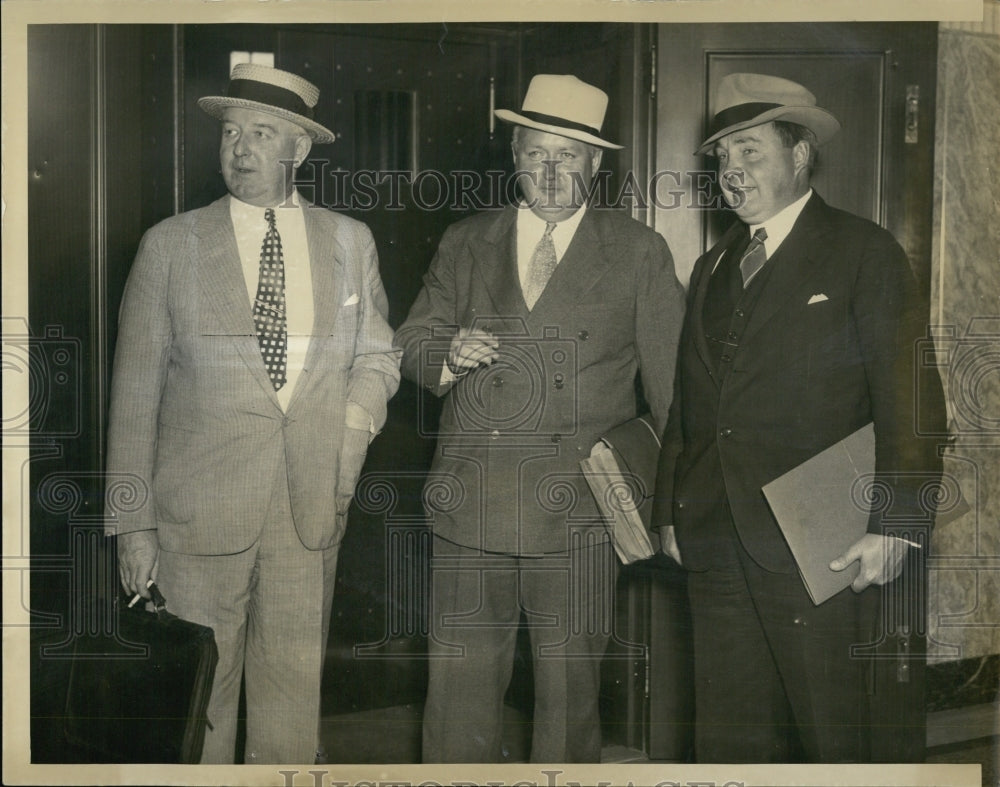 1938 Press Photo (L-R)referee Francis burns, Atty Edward Rafferty, &amp; Atty Edmond - Historic Images