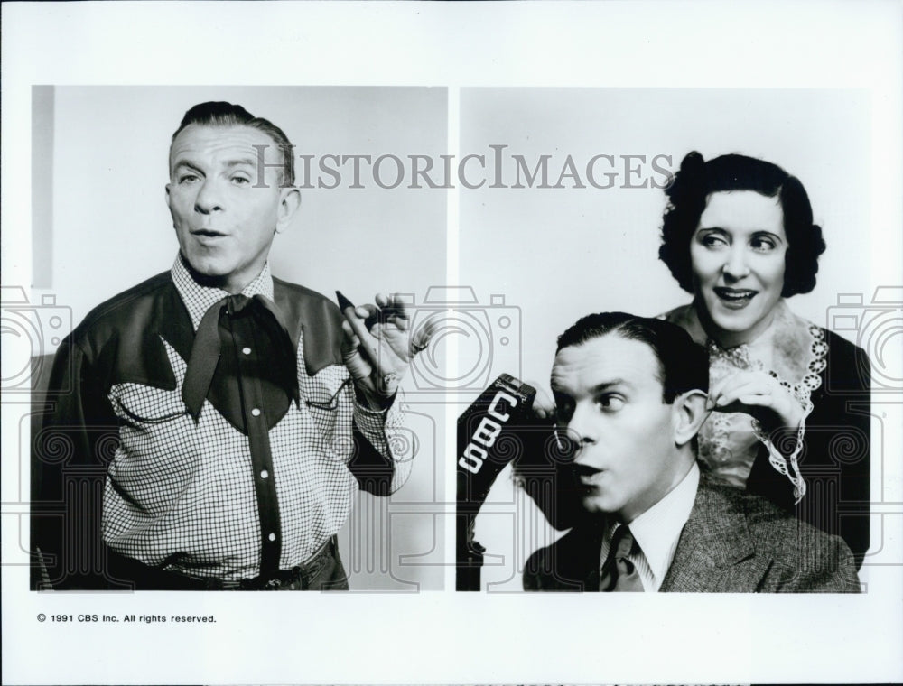 1991 Press Photo of earlier photos of comic duo George Burns &amp; Gracie Allen - Historic Images