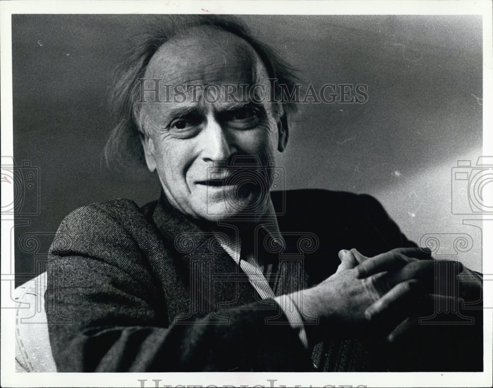 Press Photo World famous Violinist Yehudi Menuhin - Historic Images
