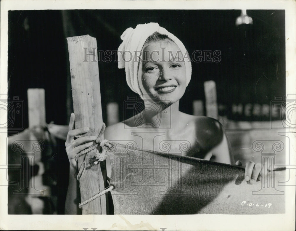 1958 Press Photo Film Circus of Love Curt Jurgens Eva Bartok - Historic Images