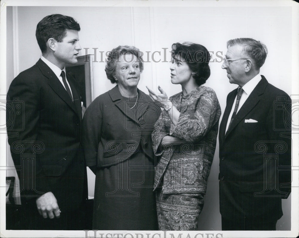 1962 Star Anne Bancroft, Edward Kennedy, Mrs. Arthur Mitton Jr. - Historic Images