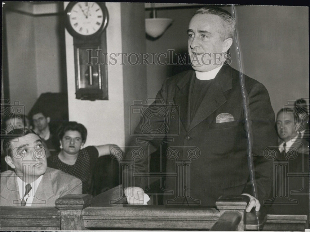 1949 Rev. Alfred C. Sheehan Protesting Liquor Sales - Historic Images