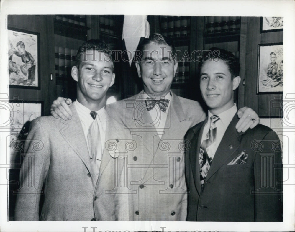 1949 Ray T. Lee, Kent Bendall and Atty Gen. Tom C. Clark - Historic Images