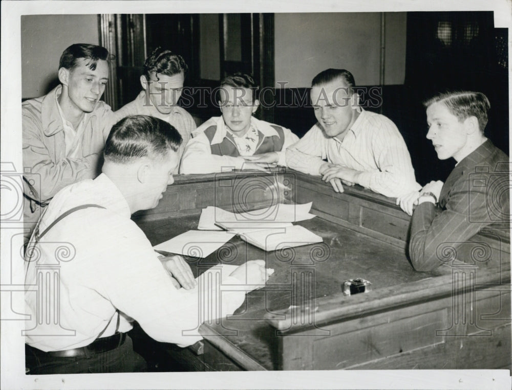 1947 Boston Back Bay Police Station 16 Sergeant Condon - Historic Images