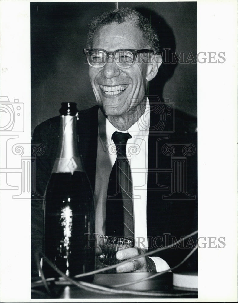 1992 Press Photo Robert Solow, Professor at MIT Dept of Economics - Historic Images