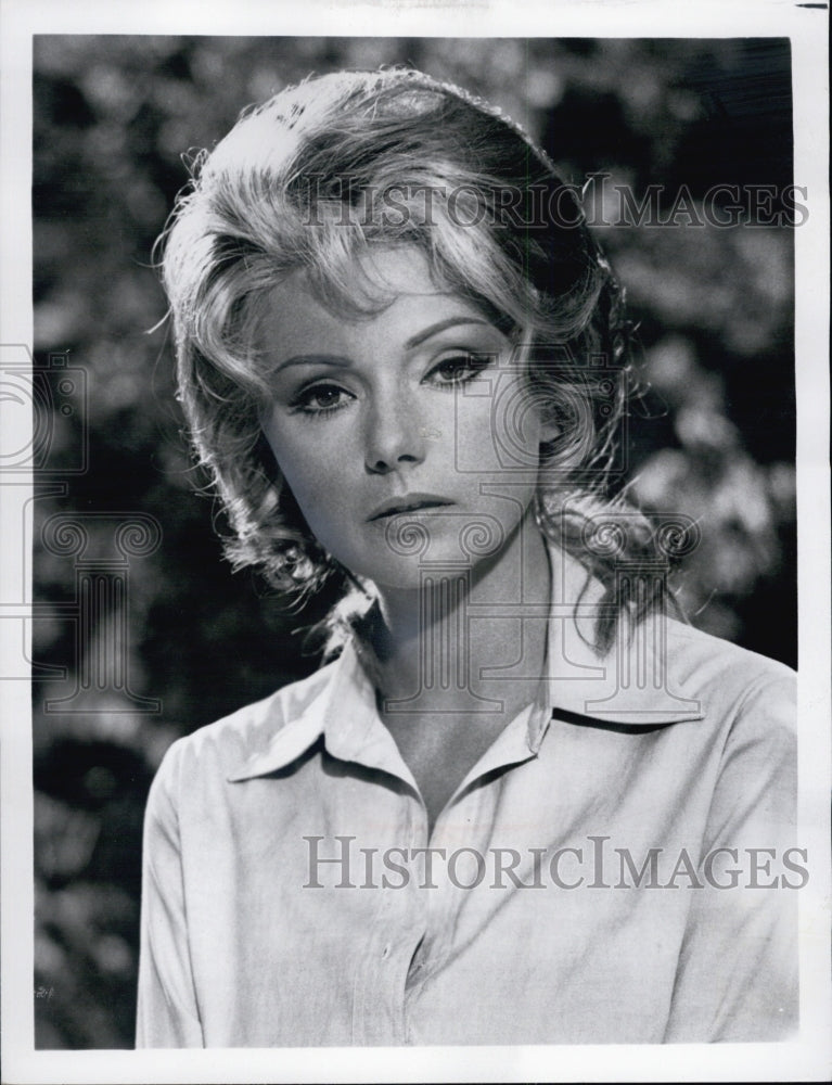 1973 Press Photo Sylvia Koscina in "Hornets Nest" on CBS. - Historic Images
