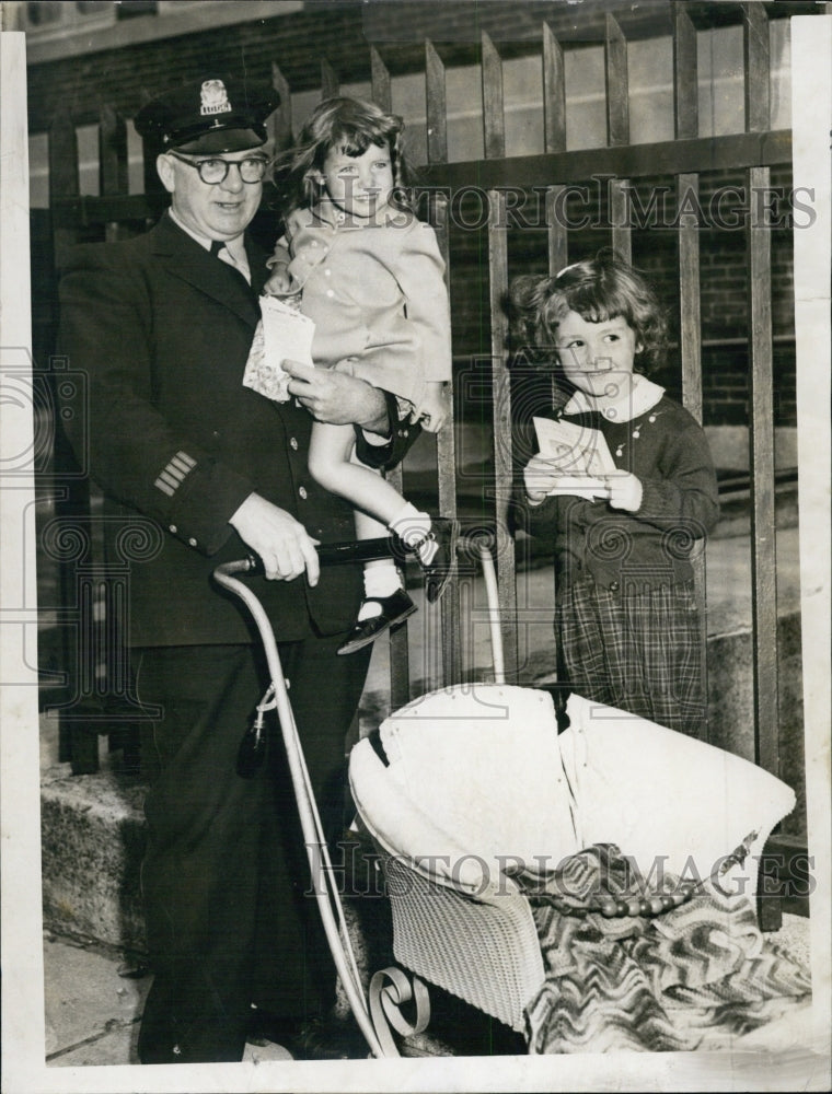 1958 Officer Harry Lomas Boston holds Beverly Kearns Linda Kelleher - Historic Images