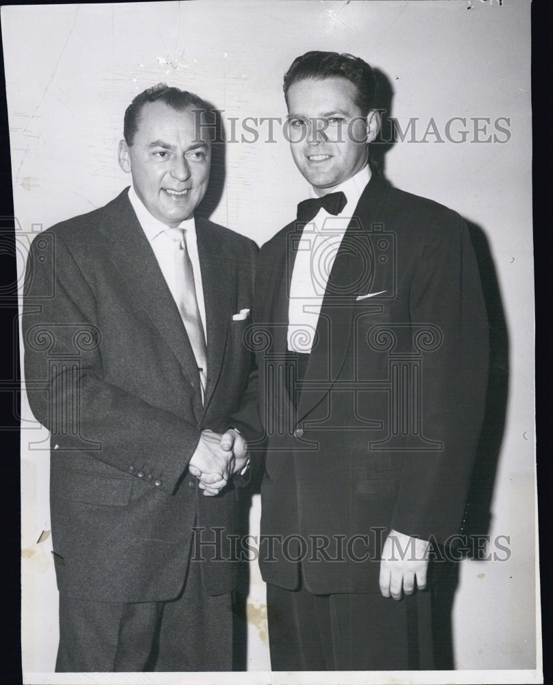 1952 Press Photo A picture of Woody Herman & Abbey Albert - RSG83811 - Historic Images