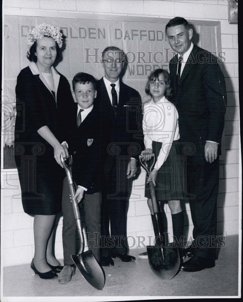 1967 L; Mrs. Louise Day Hicks,William Carney, Robert Bloom,Madeline - Historic Images