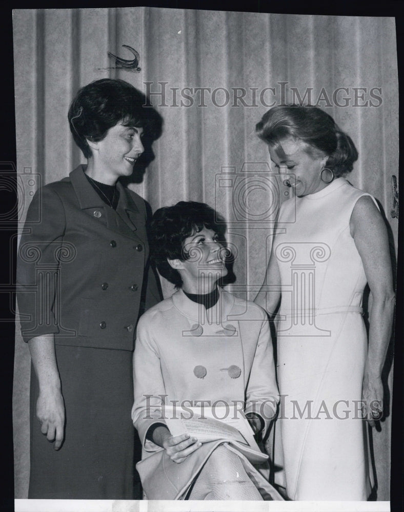 1967 Irehne Hennessyh, Mrs. H. Freinman, Toni Peabody - Historic Images