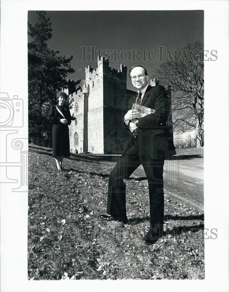 Press Photo Prof. Stuart Madnick at Langley Castle - Historic Images