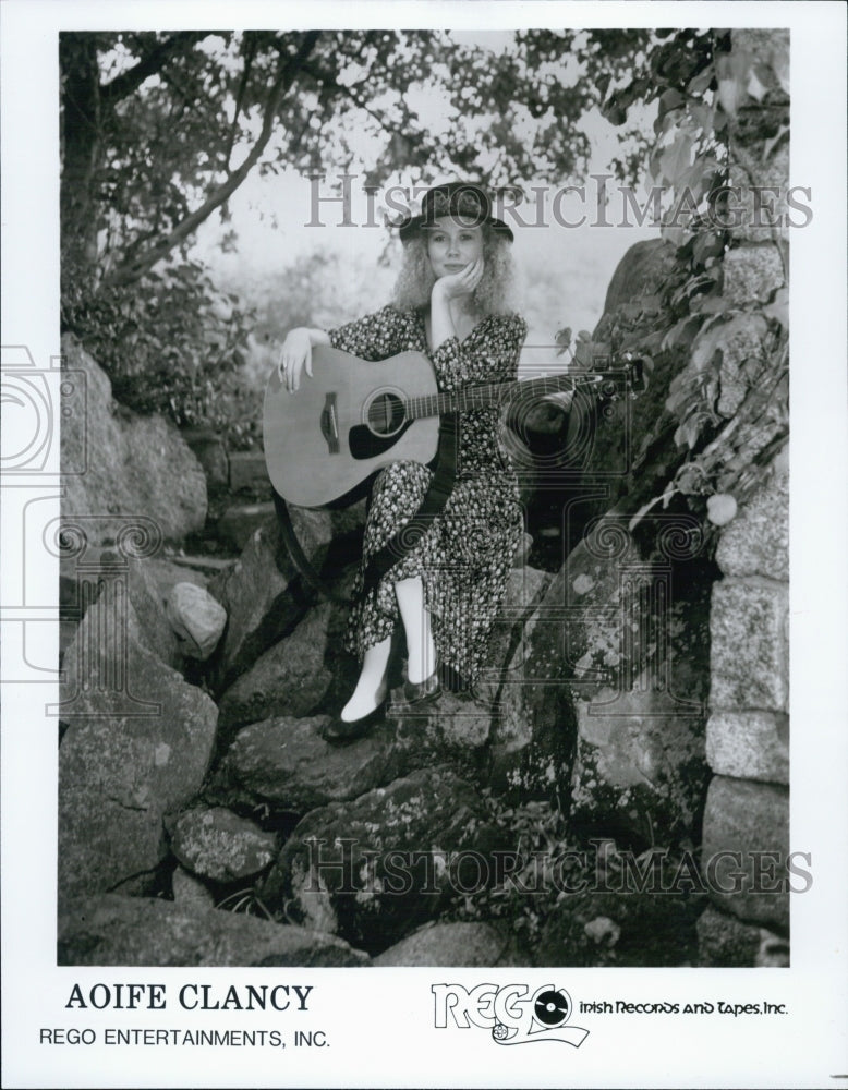 1998 Press Photo Irish Recording Artist Aoife Clancy - Historic Images