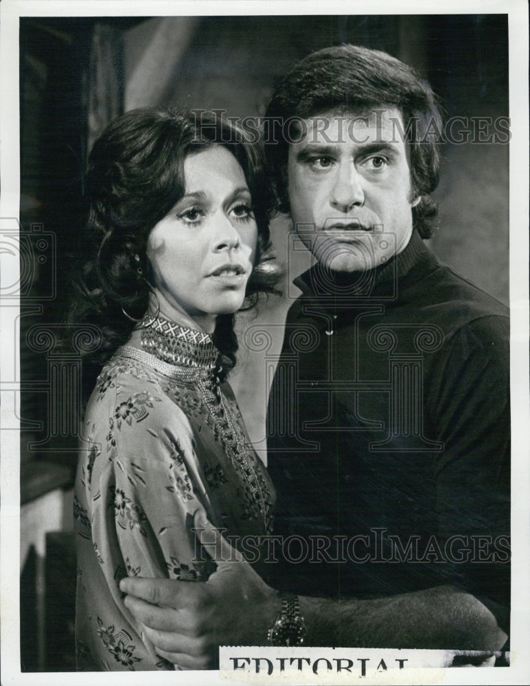 1972 Elaine Goftos and James Farentino, in "Cool Million" - Historic Images