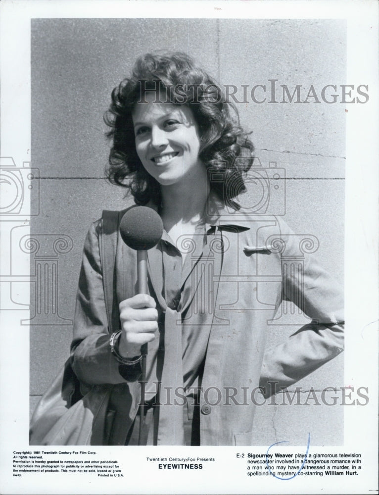 1981 Press Photo Sigourney Weaver stars in &quot;Eyewitness&quot; - Historic Images