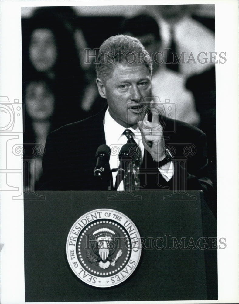 1994 Press Photo Teddy Kennedy &amp; Pres.Clinton - Historic Images