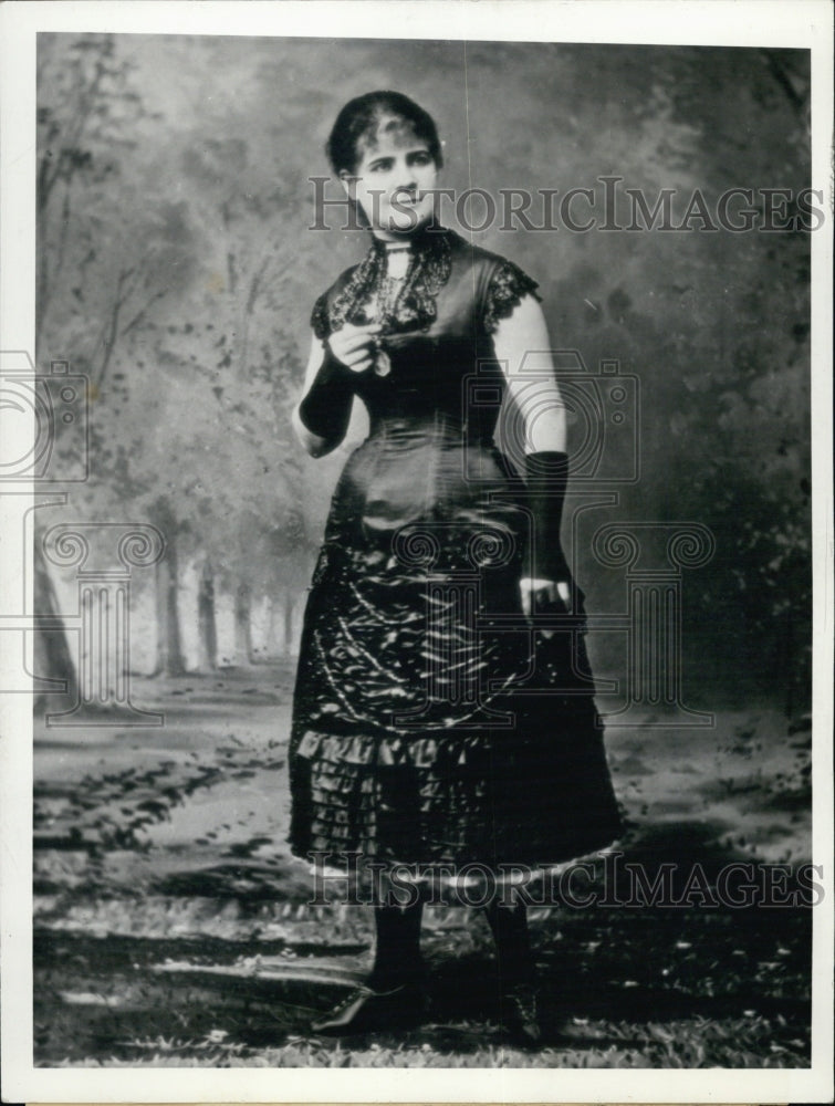 Press Photo Singer Maggie Oline - Historic Images