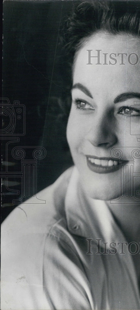 1959 Joy Clements portrays Kathie in "The Student Prince" - Historic Images