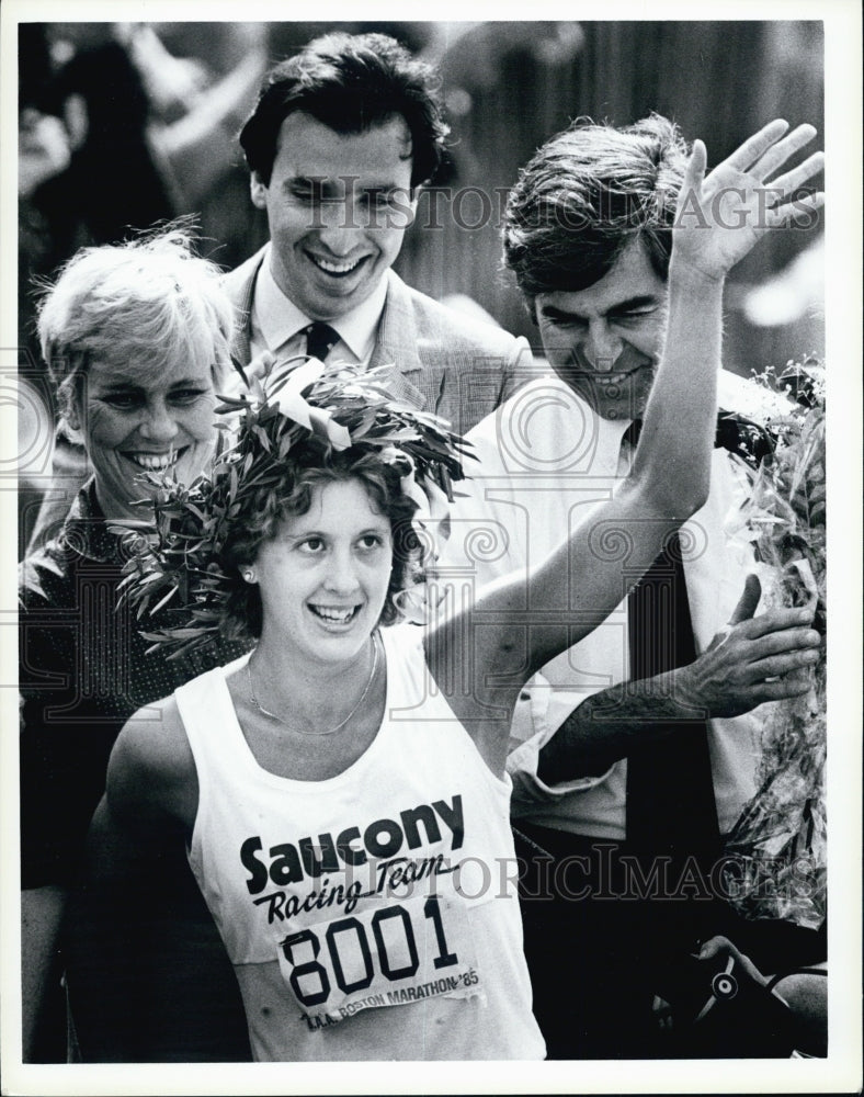 Press Photo Track Star Lisa Larsen Weidenbach - Historic Images